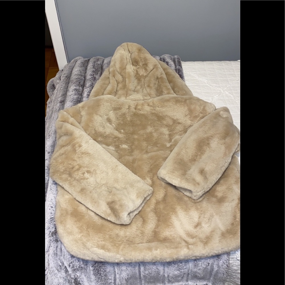 Zara Faux Fur Jacket - Picture 3 of 4
